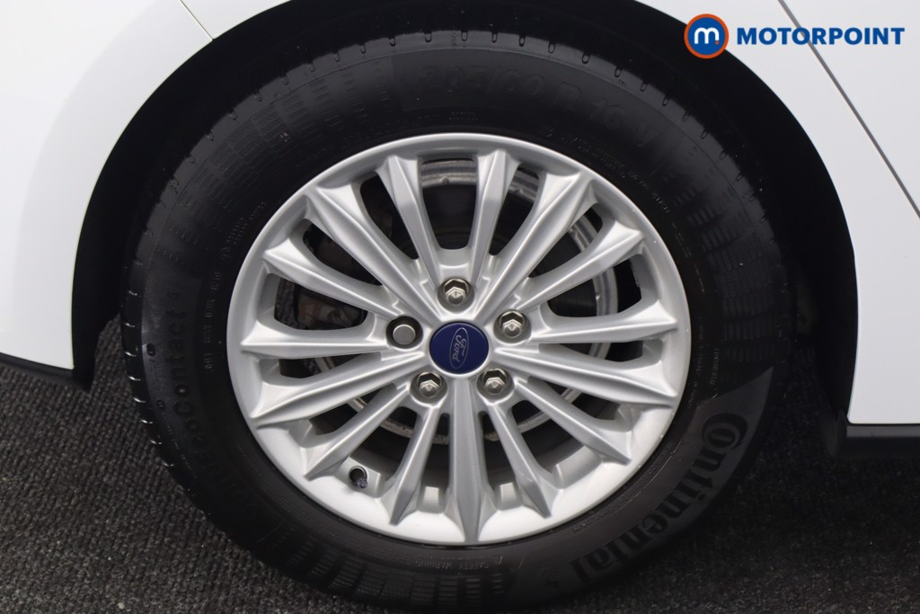Ford Focus Titanium Manual Petrol Hatchback - Stock Number (1558411) - 24th supplementary image