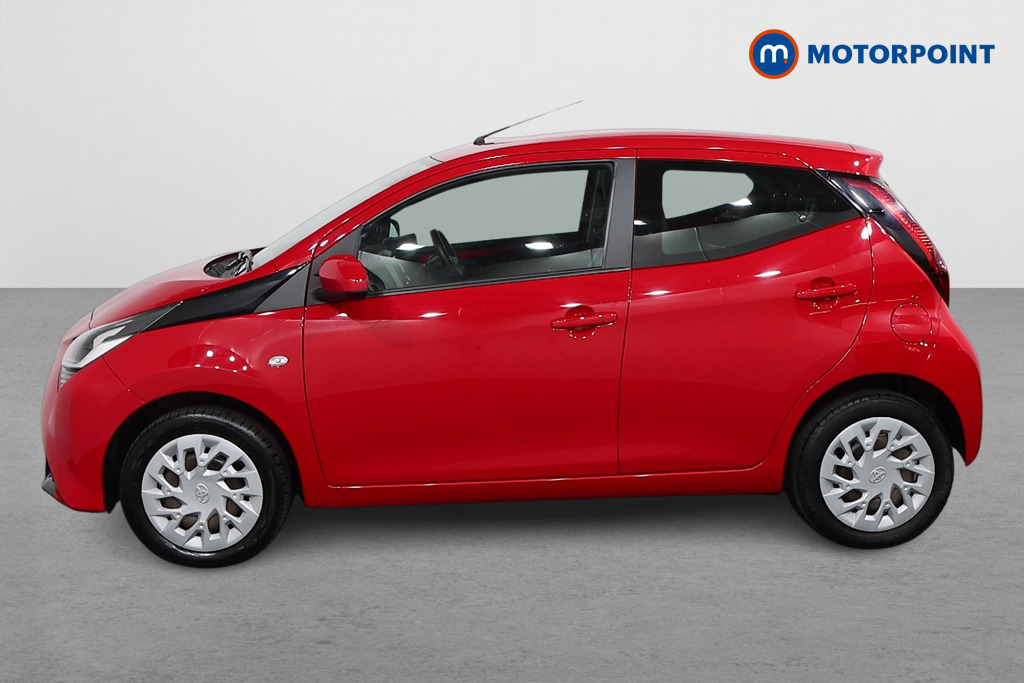 Toyota Aygo X-Play Manual Petrol Hatchback - Stock Number (1558458) - Passenger side