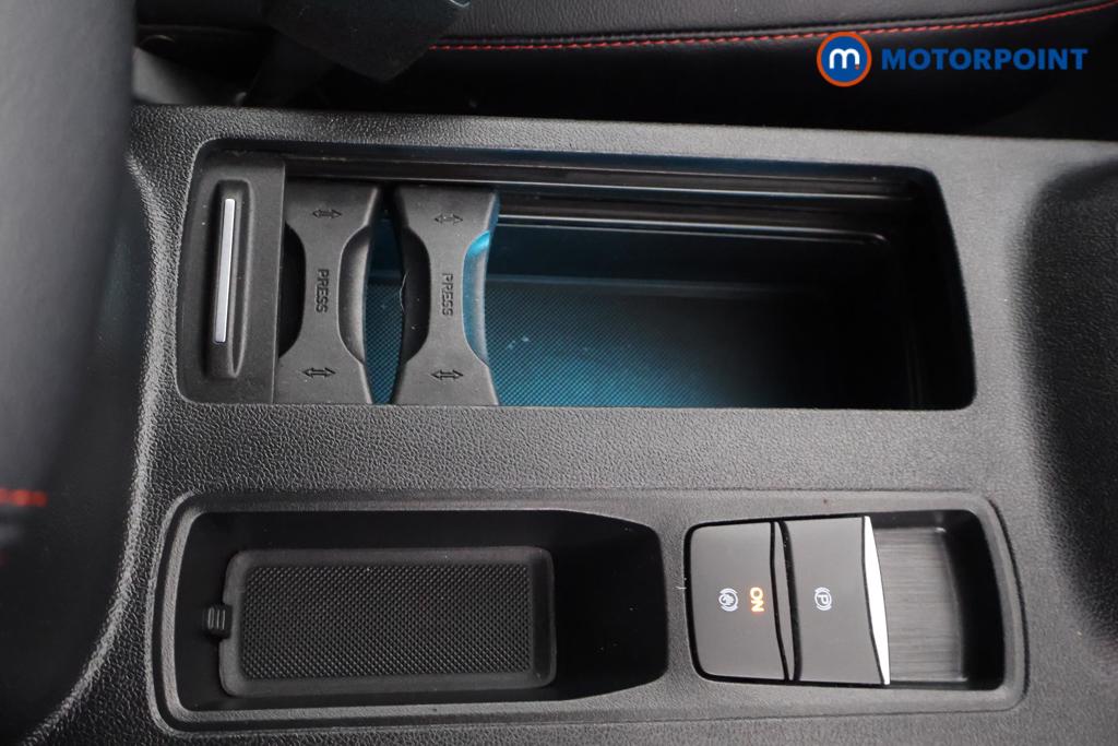 Ford Kuga St-Line Edition Manual Petrol SUV - Stock Number (1558746) - 9th supplementary image
