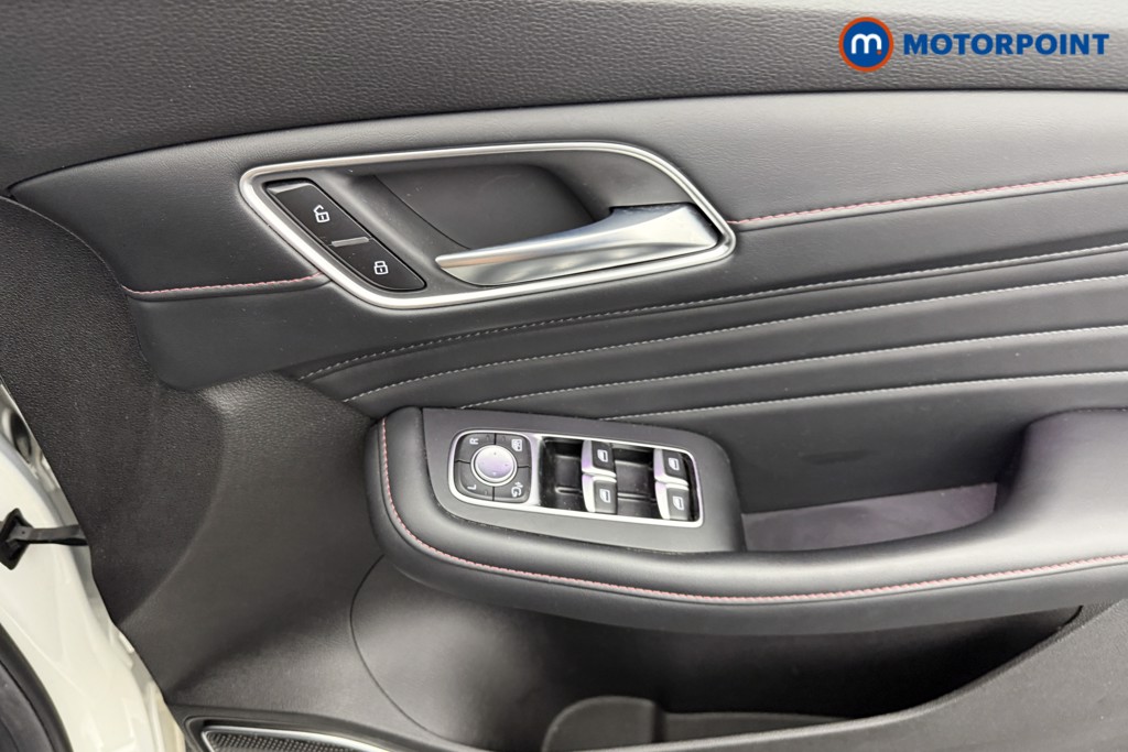 Mg Motor Uk HS Exclusive Automatic Petrol Plug-In Hybrid SUV - Stock Number (1558799) - 13th supplementary image