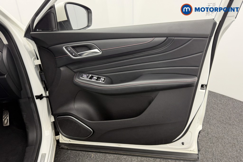 Mg Motor Uk HS Exclusive Automatic Petrol Plug-In Hybrid SUV - Stock Number (1558799) - 14th supplementary image