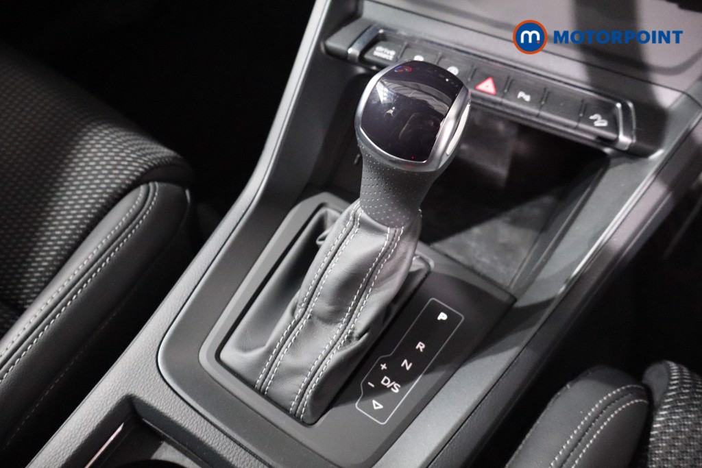 Audi Q3 Black Edition Automatic Petrol SUV - Stock Number (1559254) - 14th supplementary image