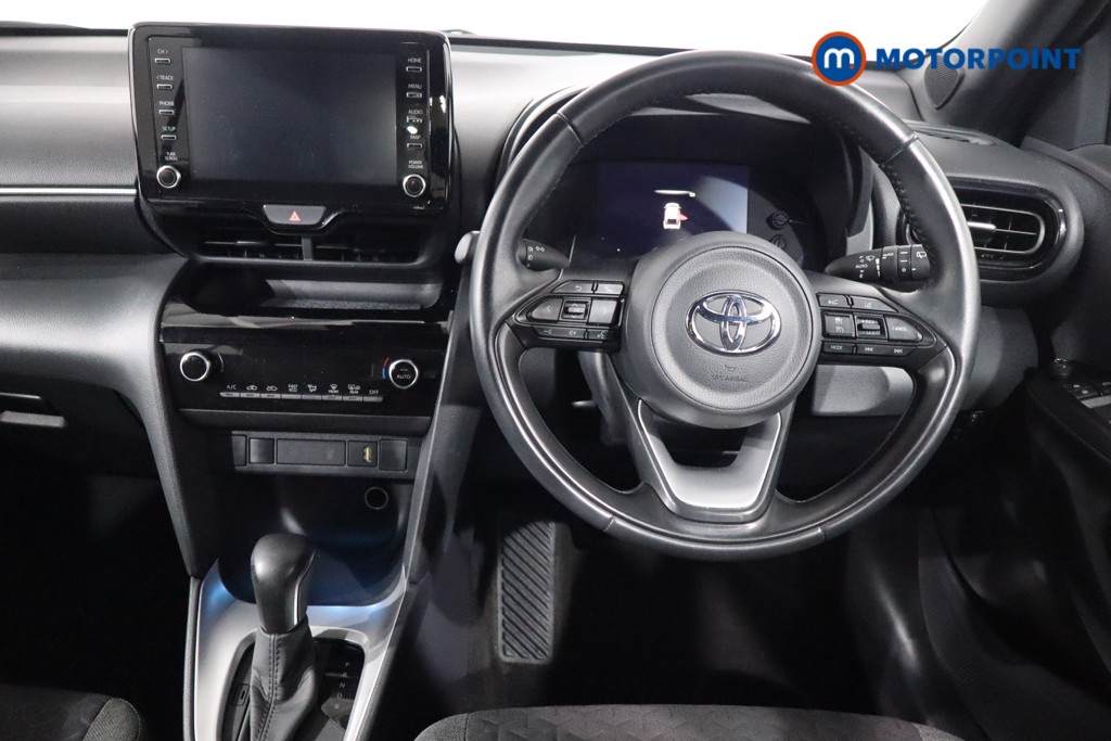 Toyota Yaris Cross Design Automatic Petrol-Electric Hybrid Estate - Stock Number (1559498) - 3rd supplementary image