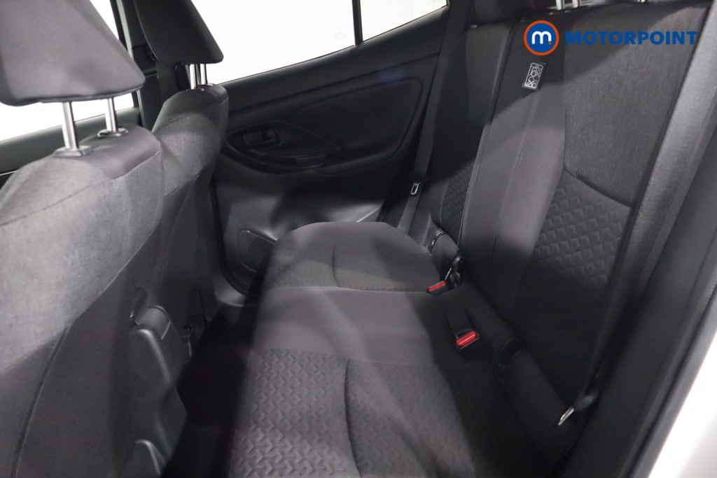 Toyota Yaris Cross Design Automatic Petrol-Electric Hybrid Estate - Stock Number (1559498) - 5th supplementary image