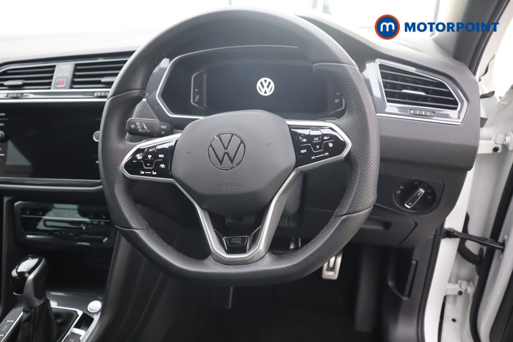 Volkswagen Tiguan R-Line Automatic Diesel SUV - Stock Number (1559532) - 1st supplementary image