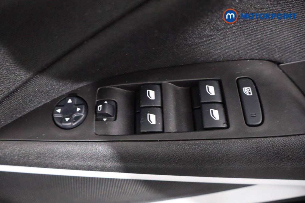 Vauxhall Crossland X Sri Nav Manual Petrol SUV - Stock Number (1559551) - 18th supplementary image