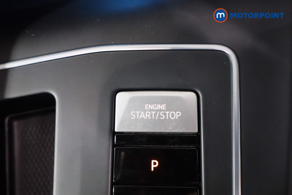 Volkswagen Golf R-Line Automatic Petrol Hatchback - Stock Number (1559682) - 13th supplementary image