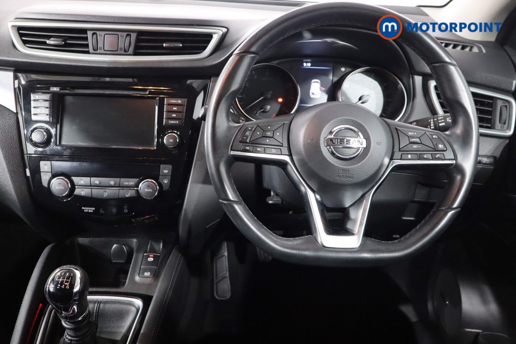 Nissan Qashqai Tekna Manual Petrol SUV - Stock Number (1559691) - 3rd supplementary image