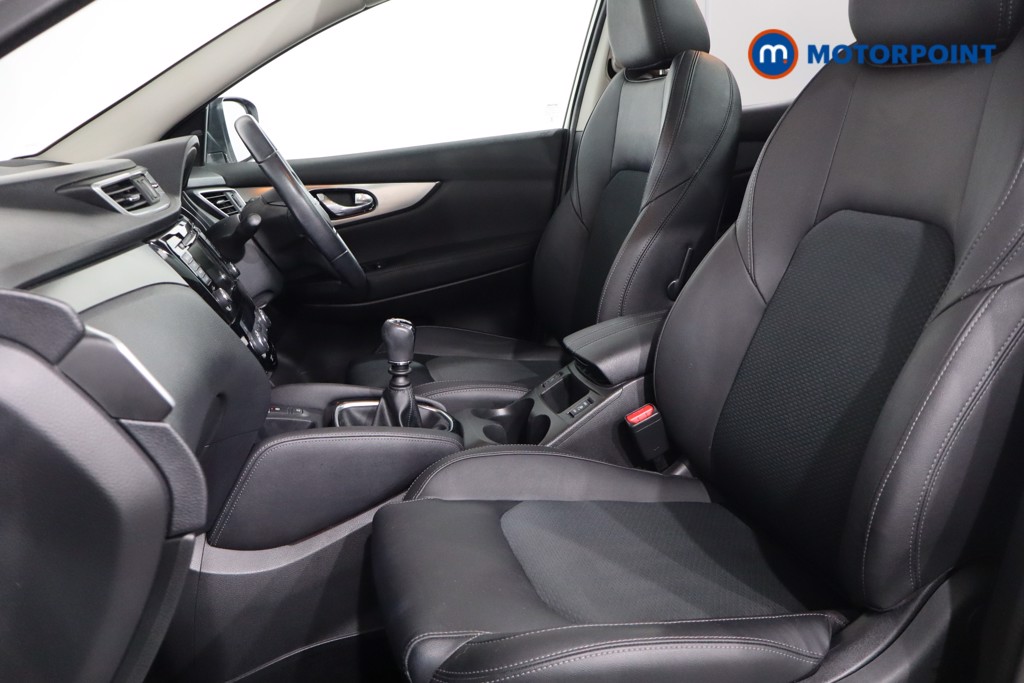 Nissan Qashqai Tekna Manual Petrol SUV - Stock Number (1559691) - 4th supplementary image