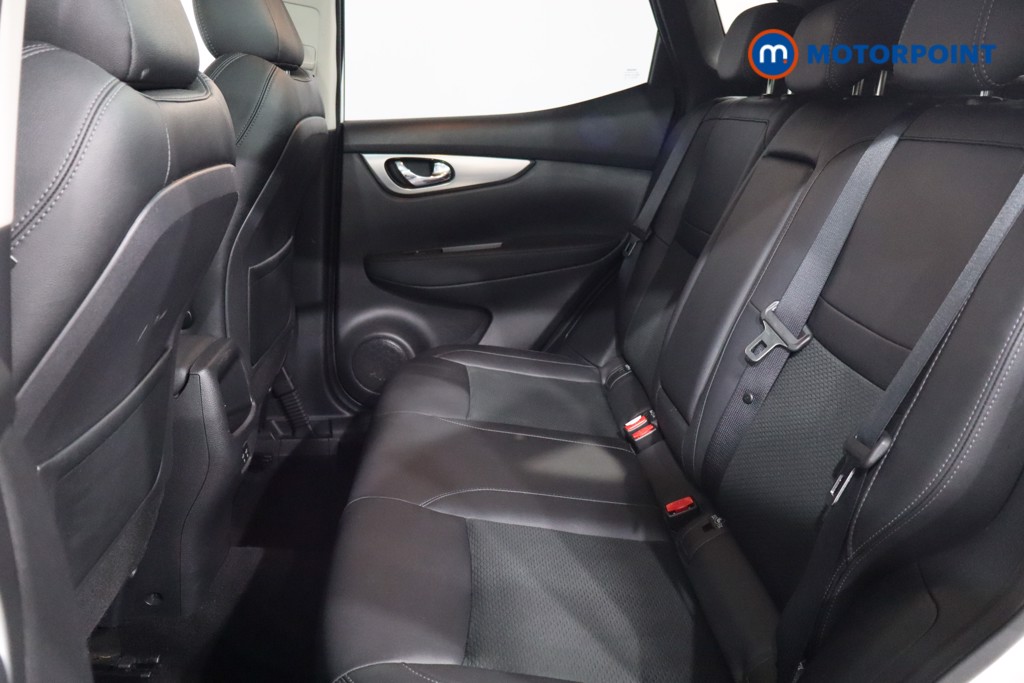 Nissan Qashqai Tekna Manual Petrol SUV - Stock Number (1559691) - 5th supplementary image