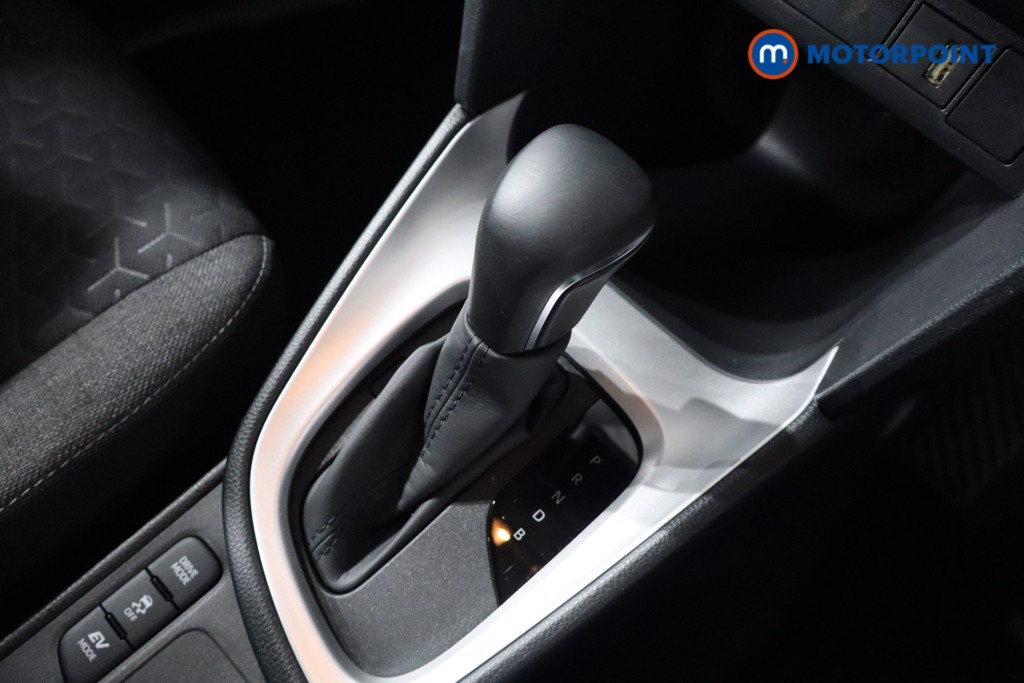 Toyota Yaris Cross Icon Automatic Petrol-Electric Hybrid Estate - Stock Number (1559766) - 14th supplementary image