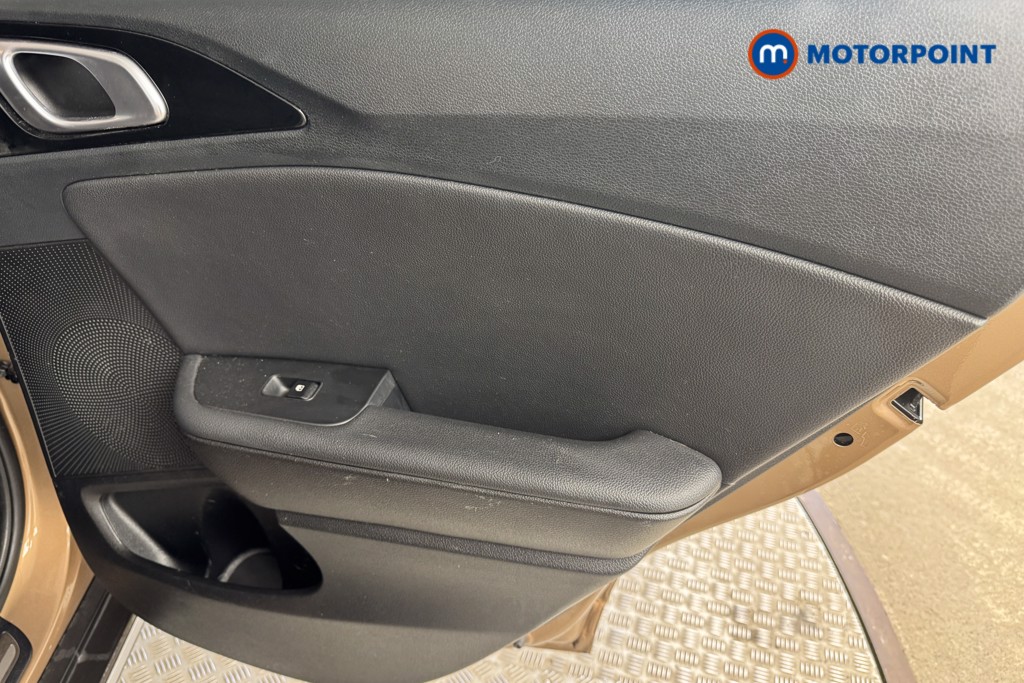 KIA Xceed 3 Manual Petrol Hatchback - Stock Number (1526487) - 16th supplementary image