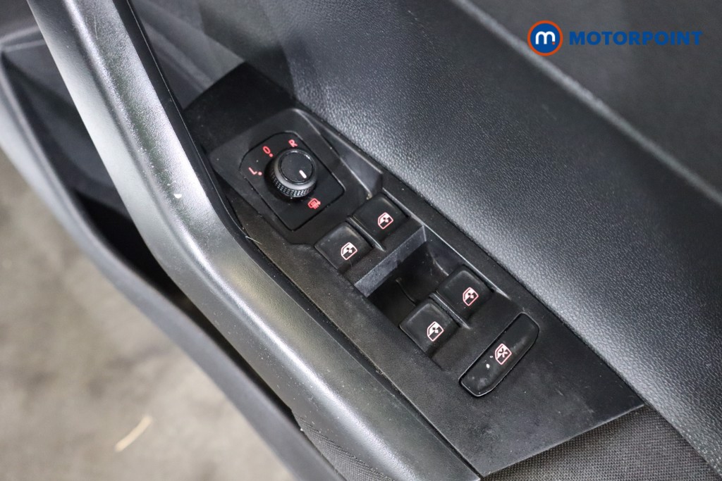 Volkswagen Polo Match Manual Petrol Hatchback - Stock Number (1542875) - 14th supplementary image