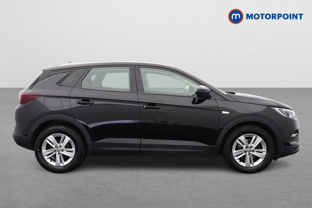 Vauxhall Grandland X SE Manual Diesel SUV - Stock Number (1543798) - Drivers side