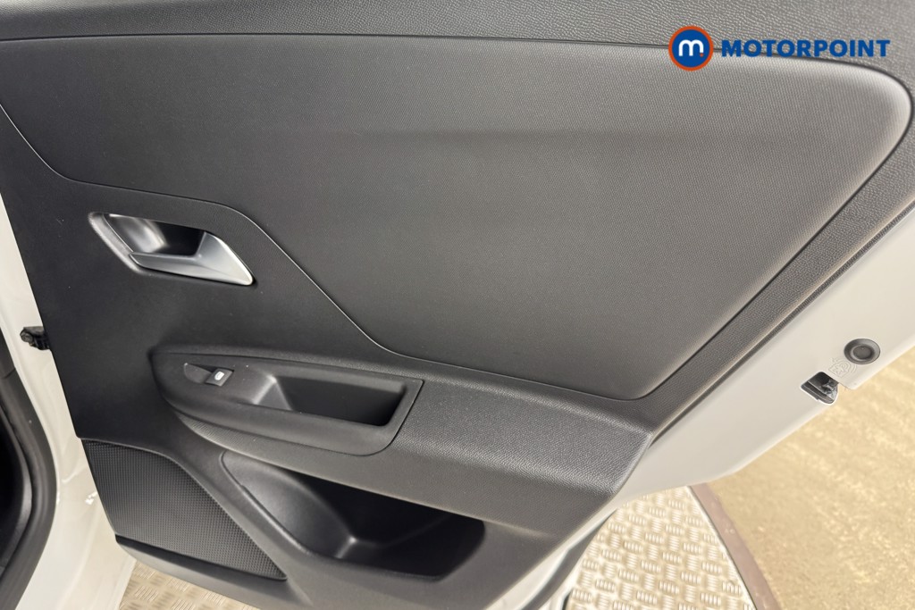 Vauxhall Mokka Griffin Manual Petrol SUV - Stock Number (1544832) - 16th supplementary image