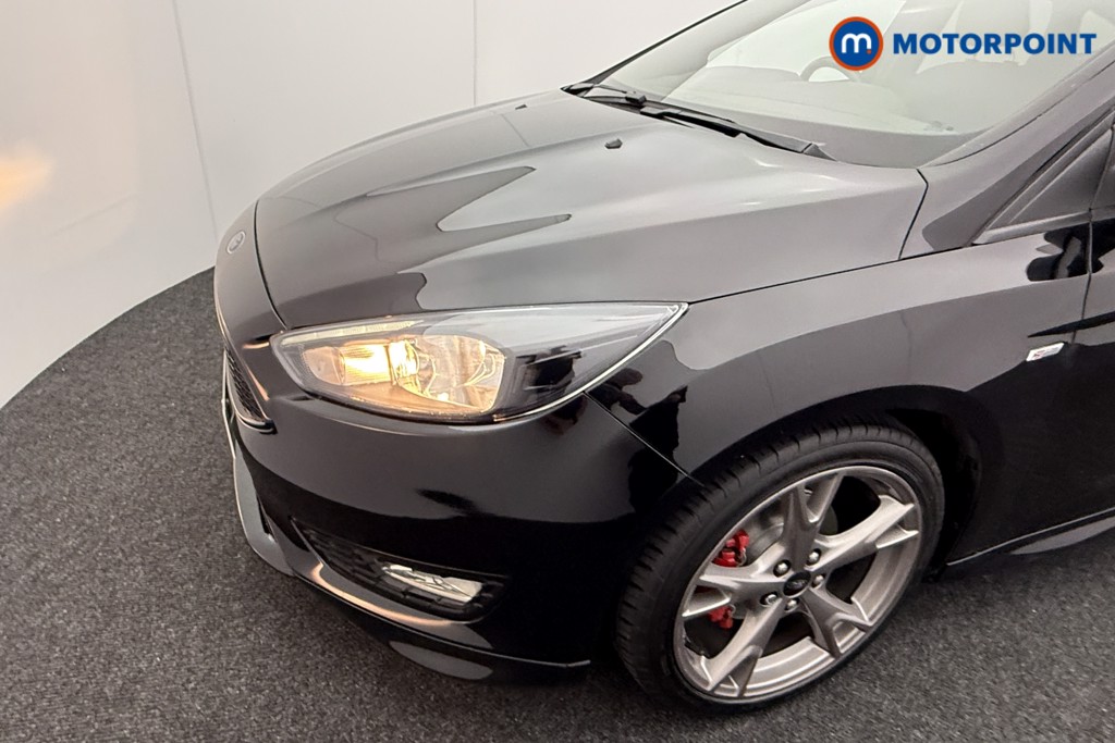 Ford Focus St-Line X Manual Petrol Hatchback - Stock Number (1545430) - 26th supplementary image