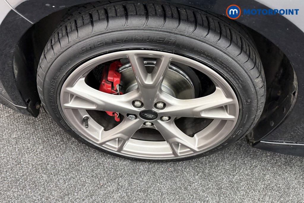 Ford Focus St-Line X Manual Petrol Hatchback - Stock Number (1545430) - 27th supplementary image