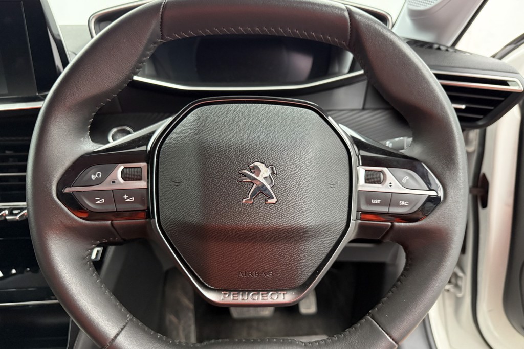 Peugeot 208 Allure Premium Automatic Electric Hatchback - Stock Number (1547047) - 2nd supplementary image