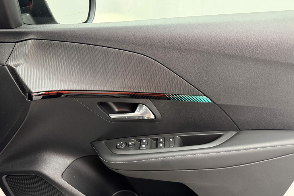 Peugeot 208 Allure Premium Automatic Electric Hatchback - Stock Number (1547047) - 15th supplementary image