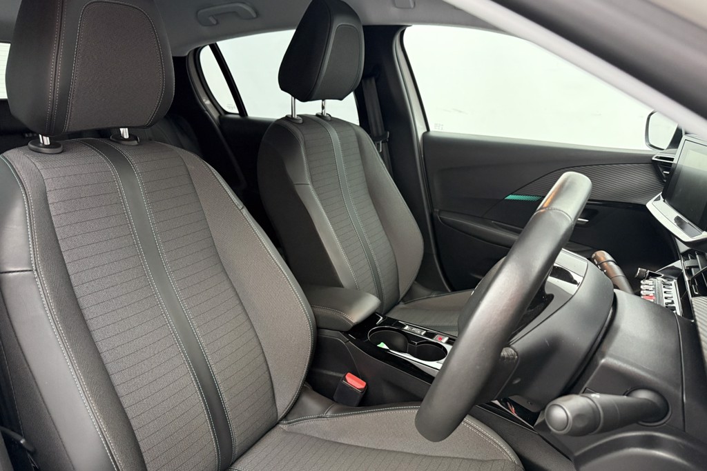 Peugeot 208 Allure Premium Automatic Electric Hatchback - Stock Number (1547047) - 18th supplementary image