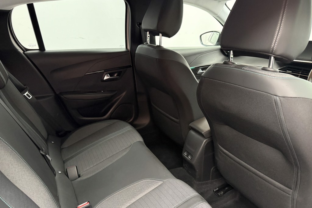 Peugeot 208 Allure Premium Automatic Electric Hatchback - Stock Number (1547047) - 21st supplementary image