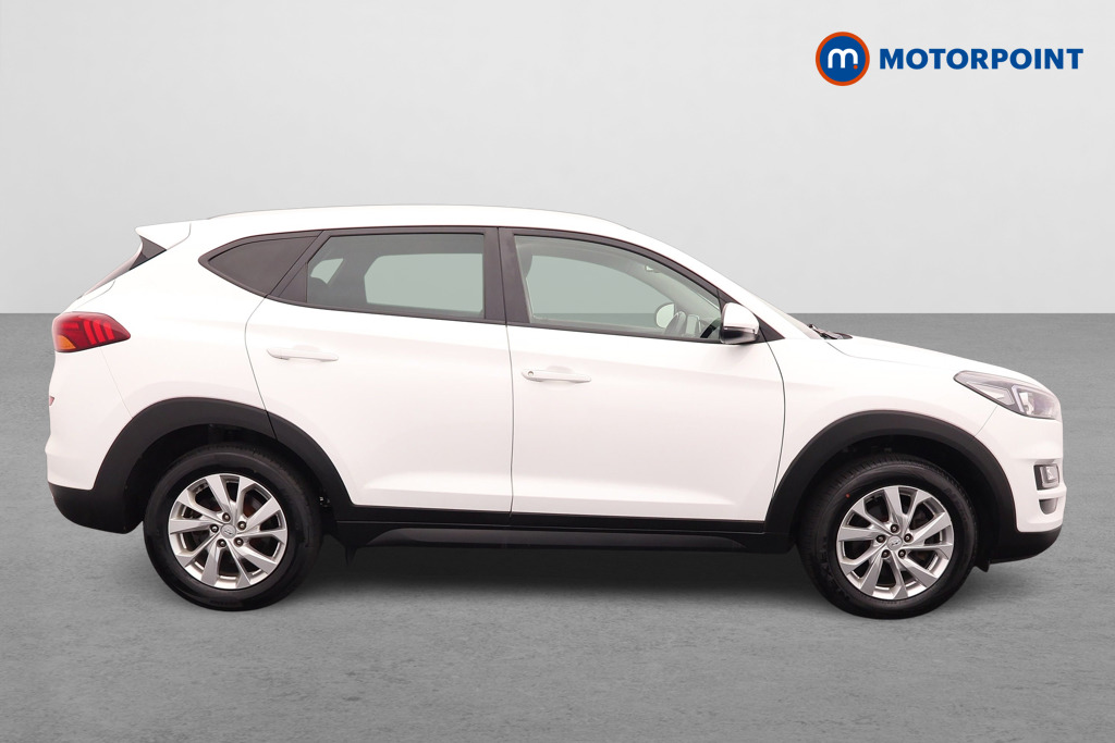 Hyundai Tucson Se Nav Manual Petrol SUV - Stock Number (1548138) - Drivers side