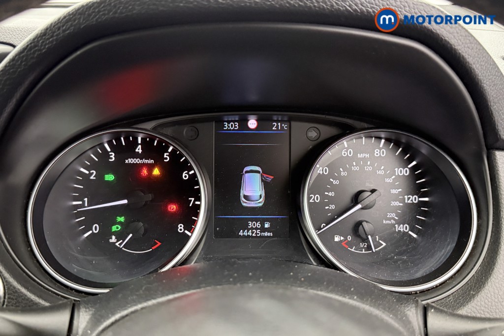 Nissan Qashqai N-Connecta Manual Petrol SUV - Stock Number (1548343) - 4th supplementary image