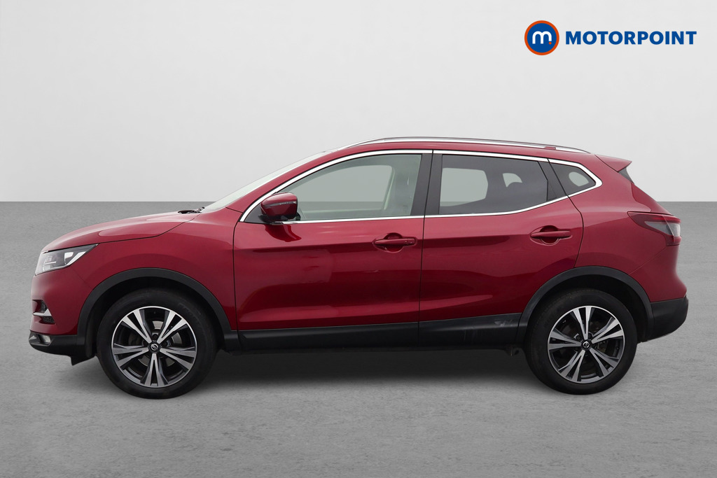Nissan Qashqai N-Connecta Manual Petrol SUV - Stock Number (1548343) - Passenger side