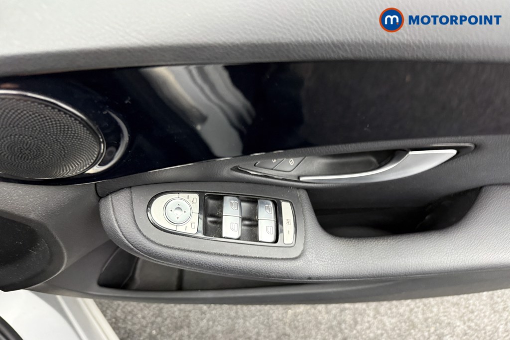 Mercedes-Benz C Class SE Manual Petrol Saloon - Stock Number (1548820) - 15th supplementary image