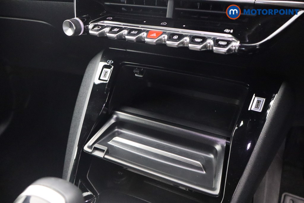 Peugeot 2008 Allure Manual Petrol SUV - Stock Number (1548924) - 8th supplementary image