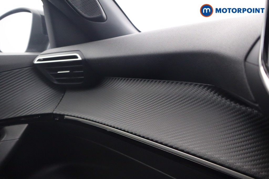 Peugeot 2008 Allure Manual Petrol SUV - Stock Number (1548924) - 9th supplementary image