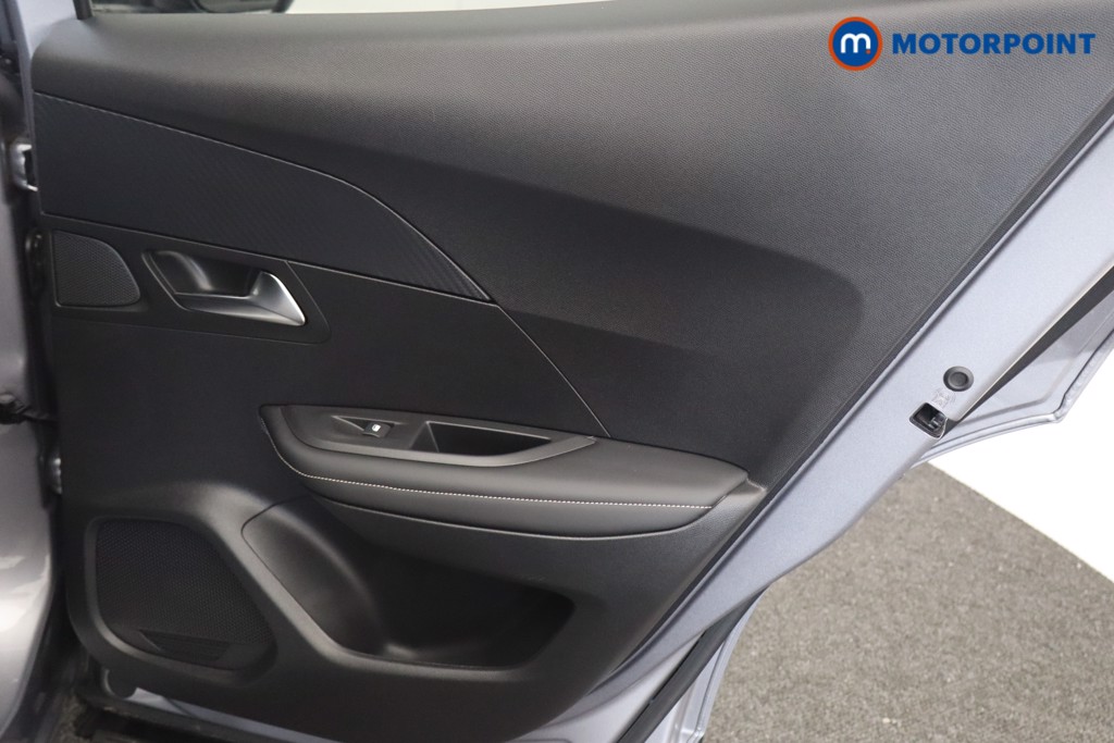 Peugeot 2008 Allure Manual Petrol SUV - Stock Number (1548924) - 15th supplementary image