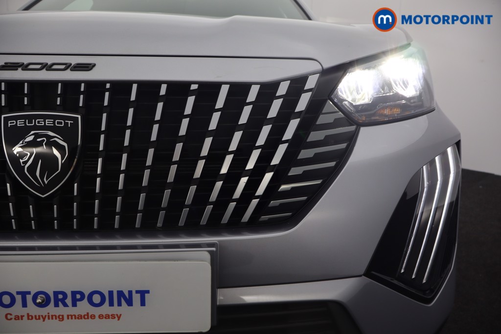 Peugeot 2008 Allure Manual Petrol SUV - Stock Number (1548924) - 24th supplementary image