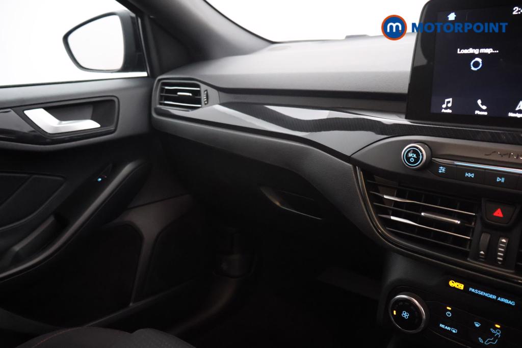 Ford Focus St-Line Manual Petrol Hatchback - Stock Number (1549345) - 6th supplementary image