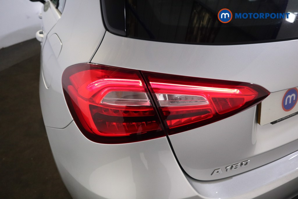 Mercedes-Benz A Class SE Manual Petrol Hatchback - Stock Number (1549455) - 17th supplementary image