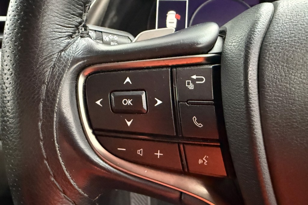 Lexus ES 300H 2.5 4Dr Cvt Premium Edition Automatic Petrol-Electric Hybrid Saloon - Stock Number (1552263) - 3rd supplementary image