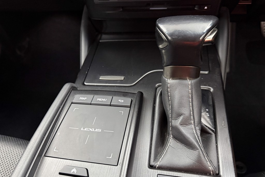 Lexus ES 300H 2.5 4Dr Cvt Premium Edition Automatic Petrol-Electric Hybrid Saloon - Stock Number (1552263) - 11th supplementary image