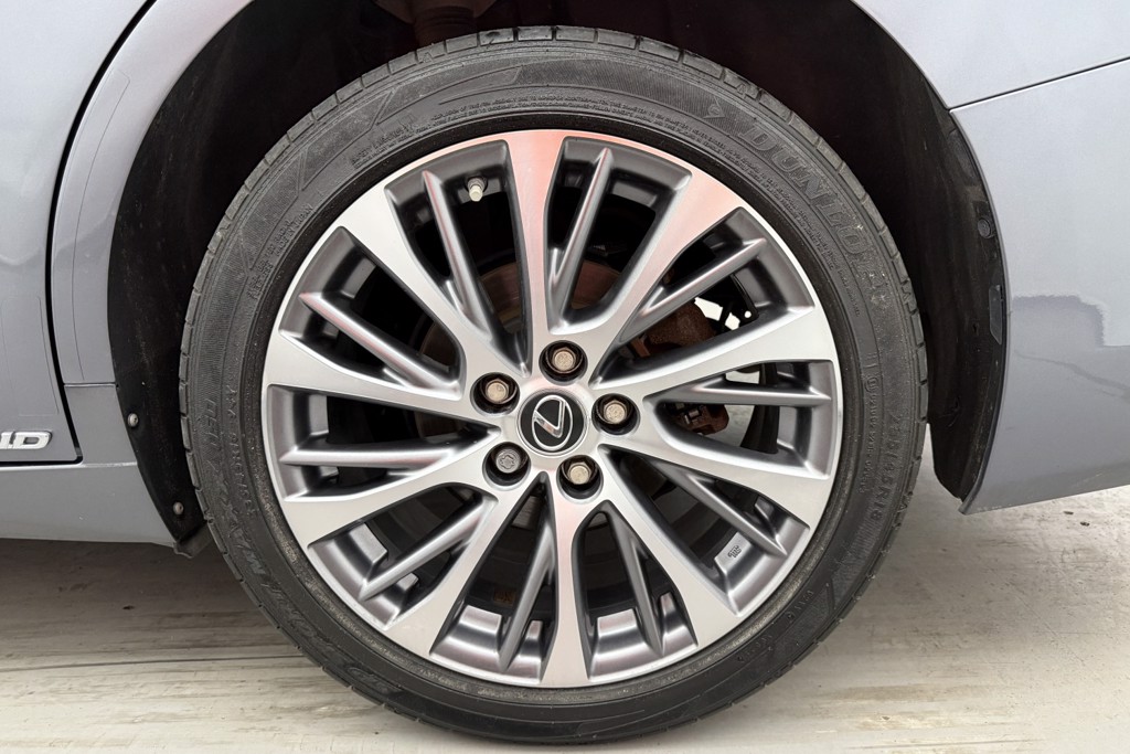 Lexus ES 300H 2.5 4Dr Cvt Premium Edition Automatic Petrol-Electric Hybrid Saloon - Stock Number (1552263) - 27th supplementary image