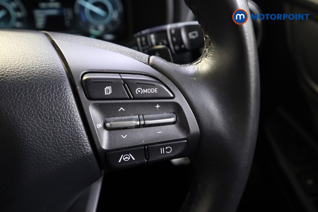 Hyundai Kona Se Connect Automatic Petrol-Electric Hybrid SUV - Stock Number (1552357) - 4th supplementary image