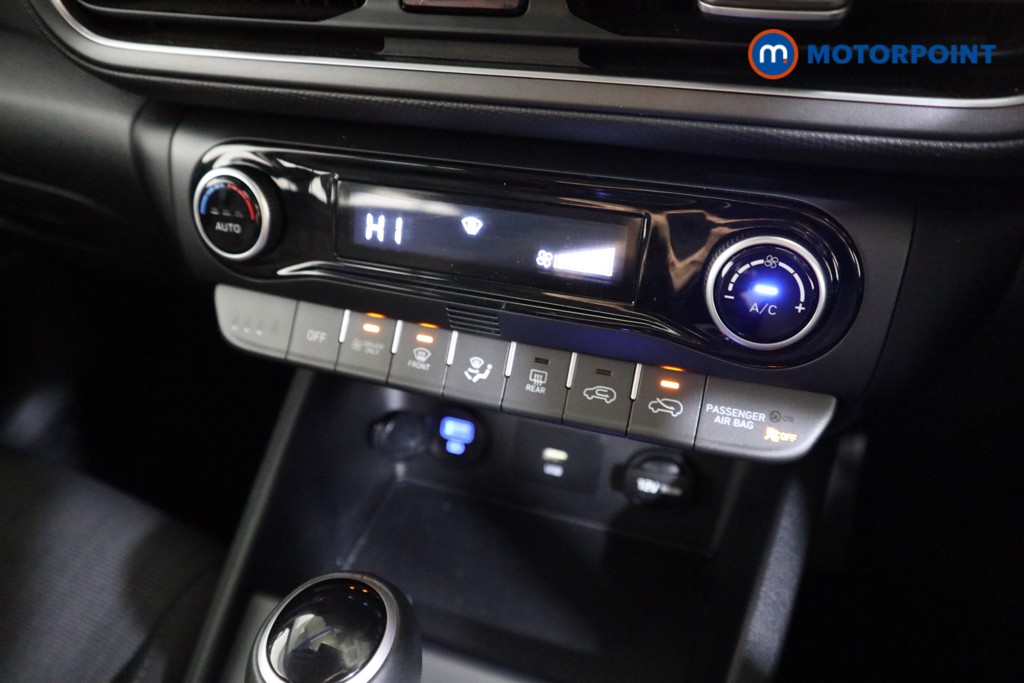 Hyundai Kona Se Connect Automatic Petrol-Electric Hybrid SUV - Stock Number (1552357) - 7th supplementary image