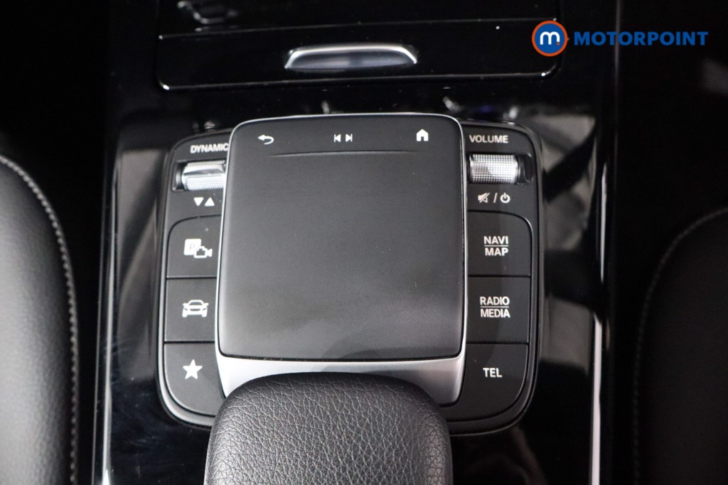 Mercedes-Benz A Class Amg Line Executive Edition Automatic Petrol Hatchback - Stock Number (1552373) - 15th supplementary image