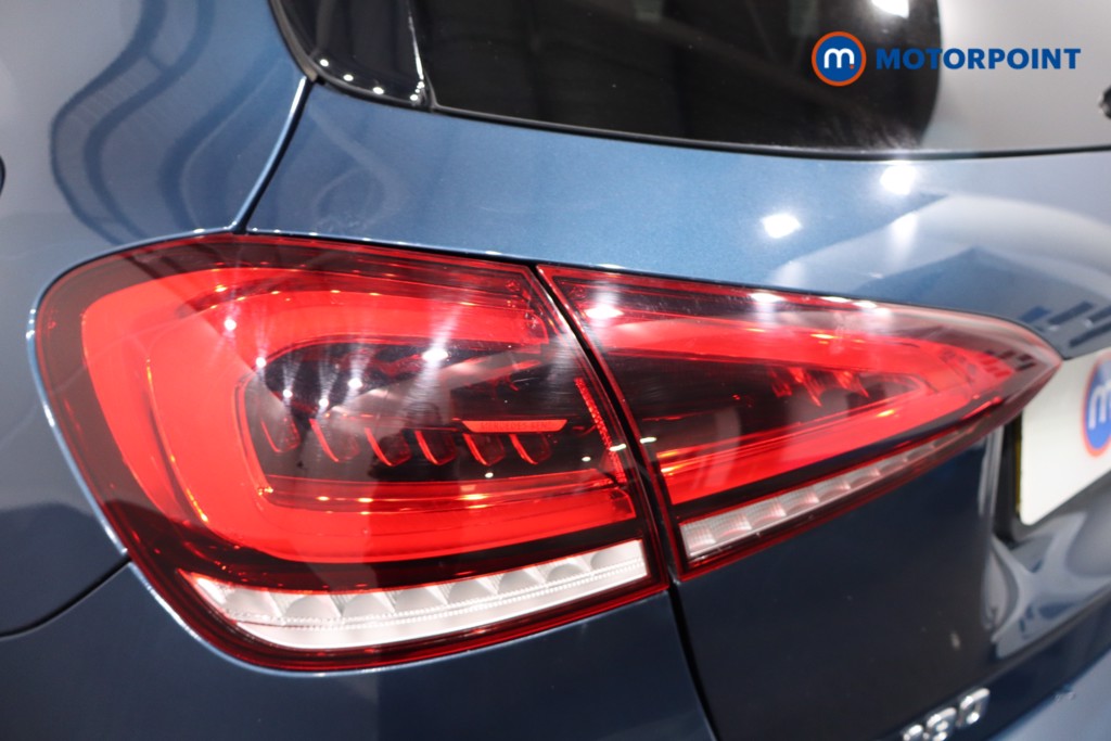 Mercedes-Benz A Class Amg Line Executive Edition Automatic Petrol Hatchback - Stock Number (1552373) - 27th supplementary image