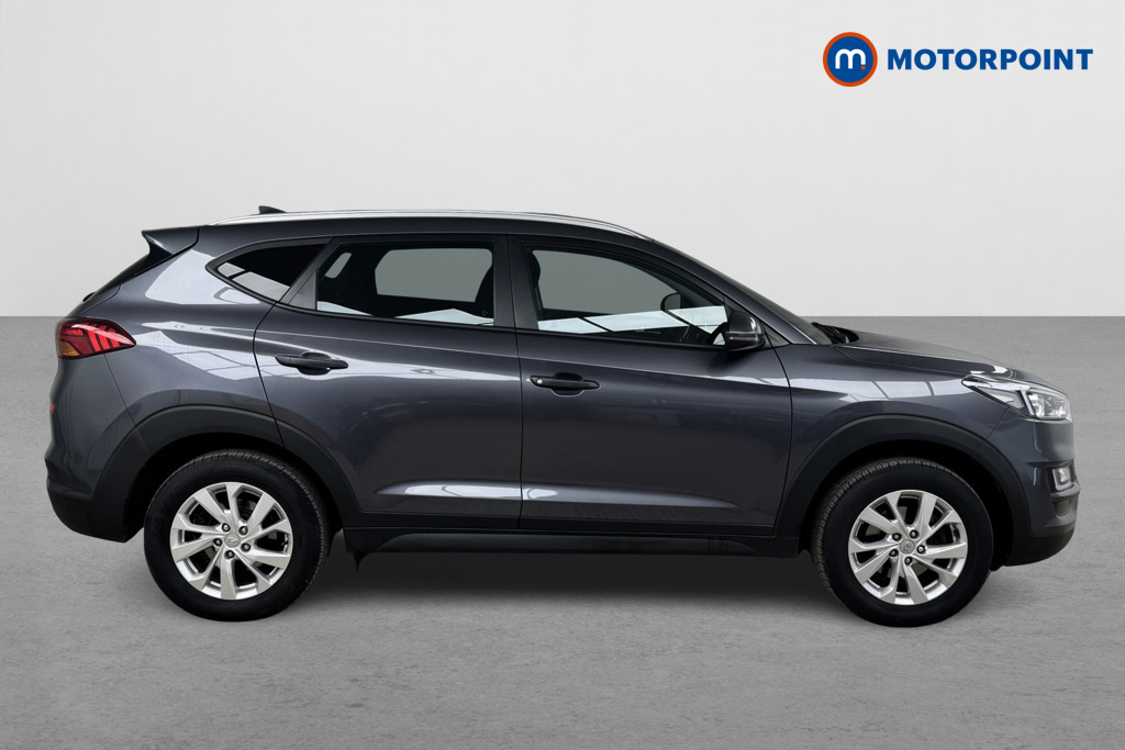 Hyundai Tucson Se Nav Manual Petrol SUV - Stock Number (1552865) - Drivers side