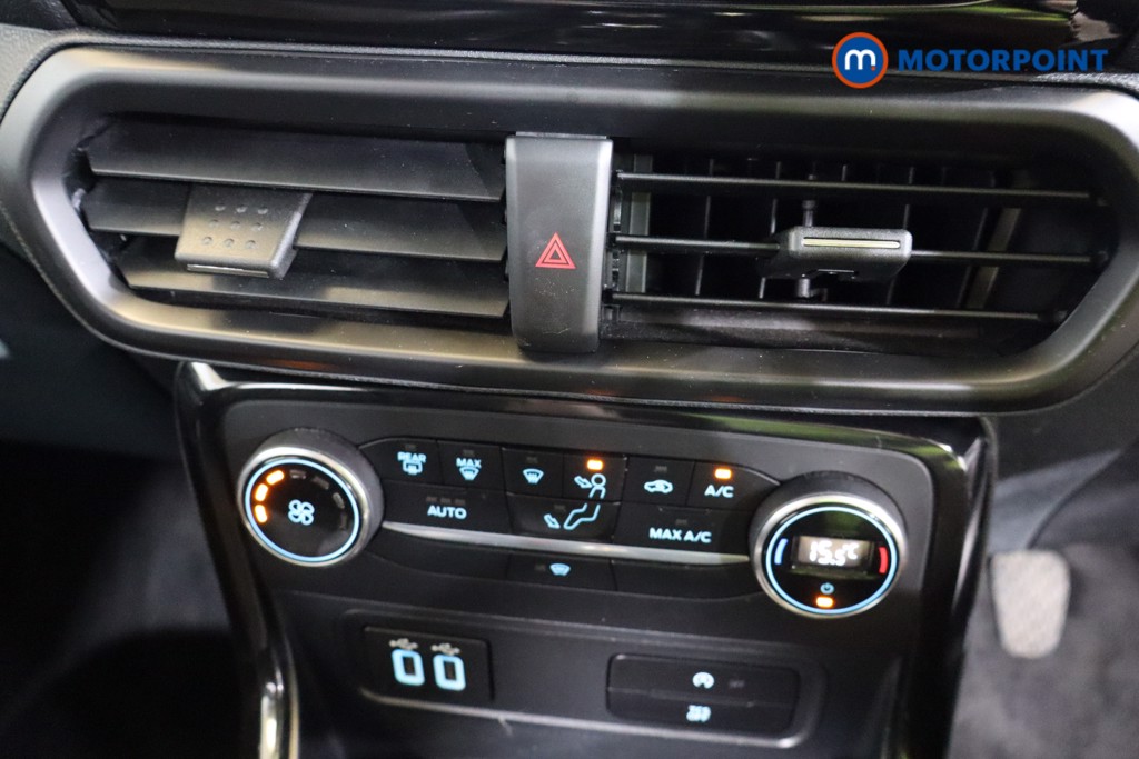 Ford Ecosport Titanium Manual Petrol SUV - Stock Number (1552893) - 7th supplementary image
