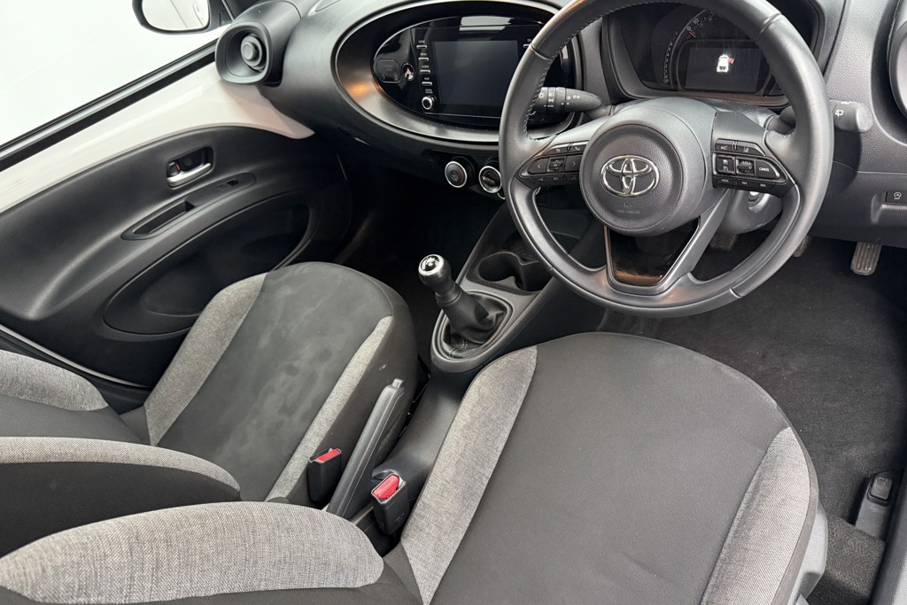 Toyota Aygo X Pure Manual Petrol Hatchback - Stock Number (1553347) - 1st supplementary image