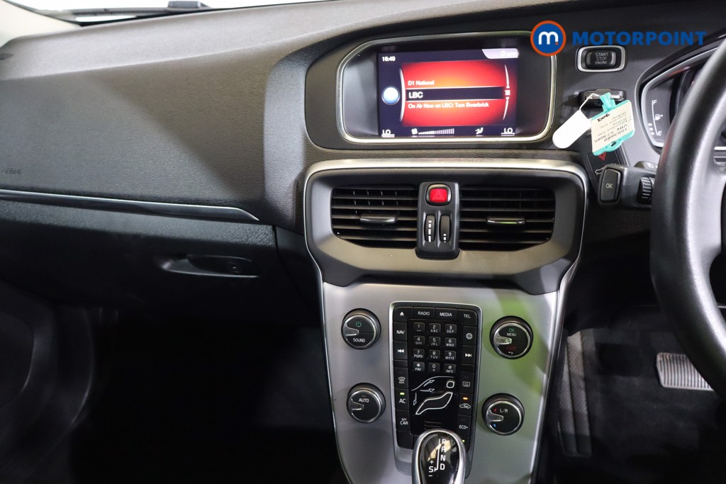 Volvo V40 Inscription Automatic Petrol Hatchback - Stock Number (1553880) - 3rd supplementary image