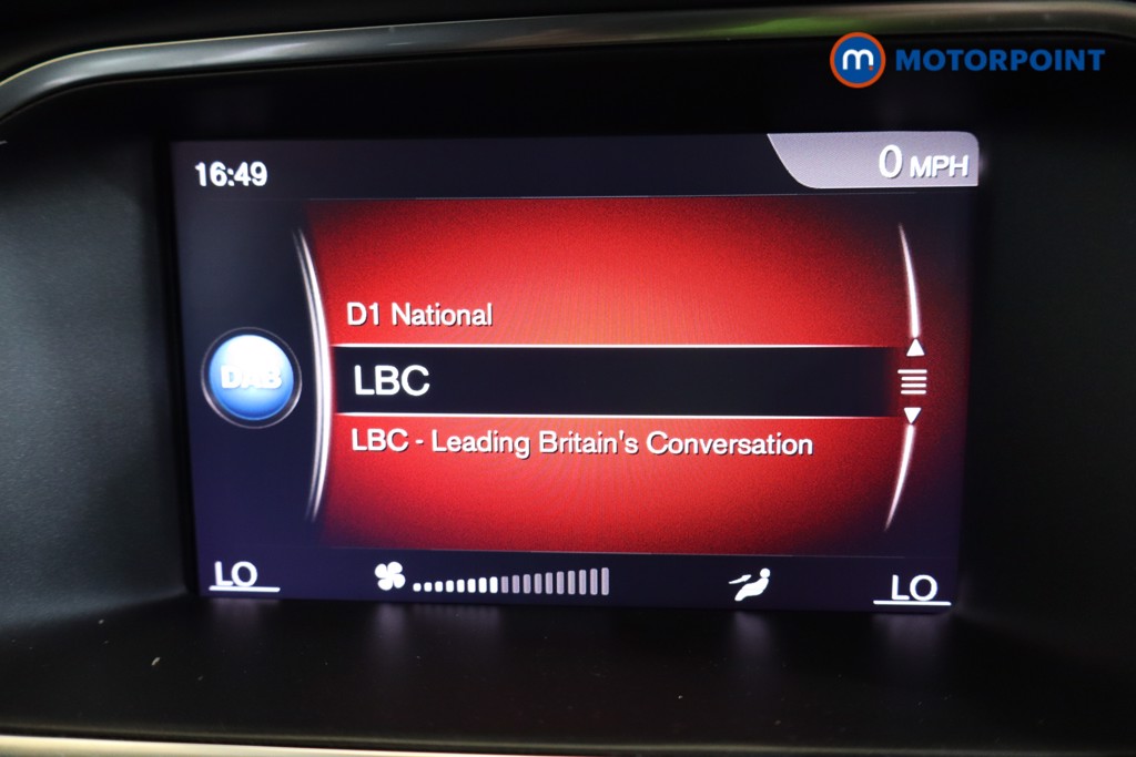 Volvo V40 Inscription Automatic Petrol Hatchback - Stock Number (1553880) - 4th supplementary image
