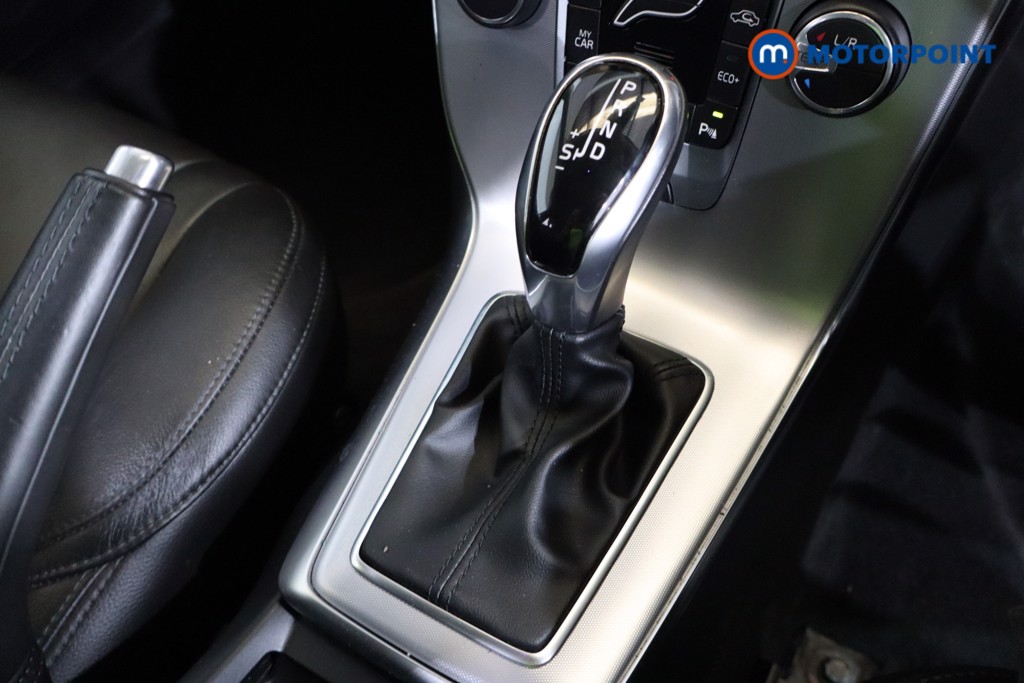 Volvo V40 Inscription Automatic Petrol Hatchback - Stock Number (1553880) - 8th supplementary image
