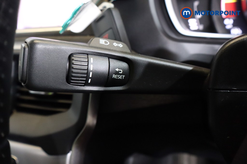 Volvo V40 Inscription Automatic Petrol Hatchback - Stock Number (1553880) - 11th supplementary image