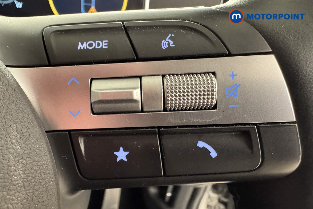 Hyundai Tucson Premium Manual Petrol SUV - Stock Number (1554163) - 14th supplementary image